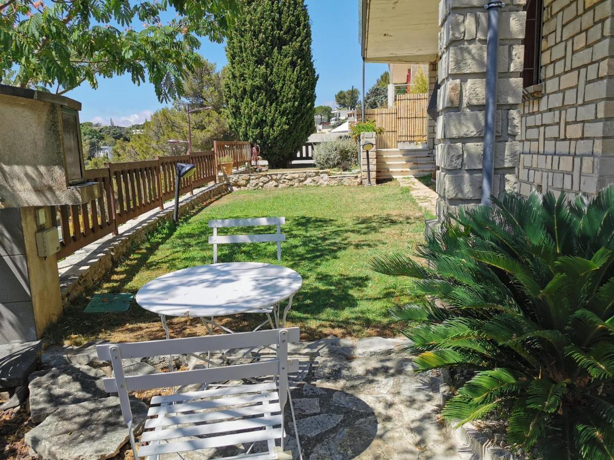 Le Coteau Fleuri Villa Carnoux-en-Provence Exteriör bild